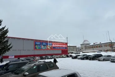 Торговая площадь в Ялуторовске, ул.Бахтиярова 30а