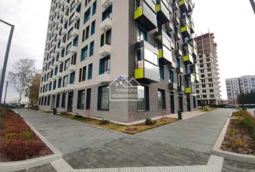 Торговое помещение 105,2 м²  в ЖК "Озёрный парк"