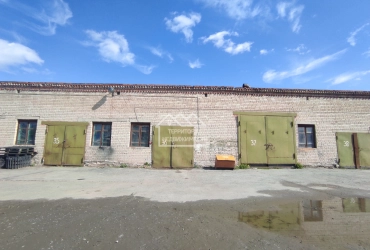 Складское помещение на Ветеранов Труда 11