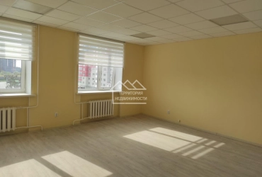 Офисное помещение 32.6 кв.м. ул. Московский тракт 142/3
